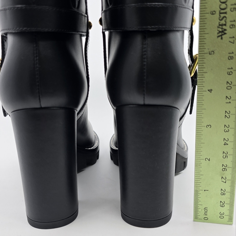 Louis Vuitton Star Trail Ankle Boot - Picture 10 of 15